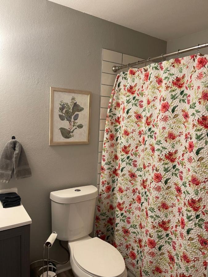 The Deannie Apt #6 - Simple And Homey 2Bd W/ Wifi Hamilton Exteriér fotografie
